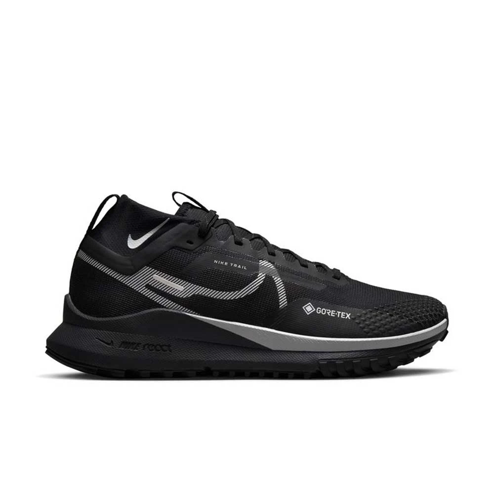 Nike Men's Pegasus Trail 4 GoreTex Running Shoe - Black/Wolf Grey- Regular (D)